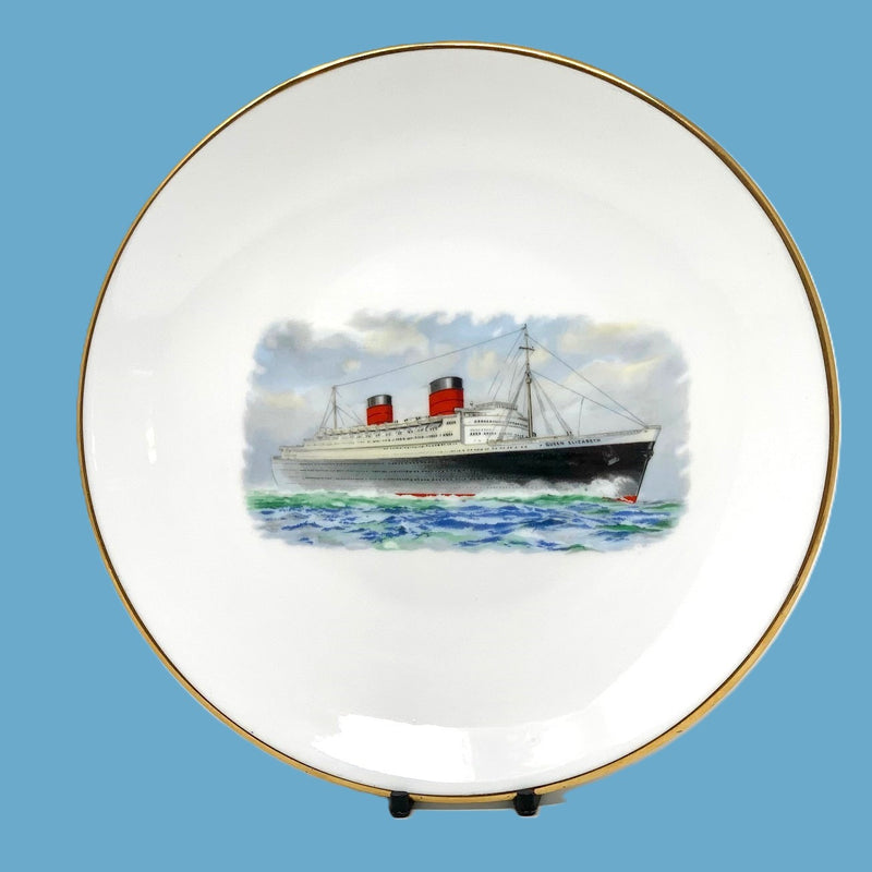 QUEEN ELIZABETH: 1940 - Staffordshire portrait plate
