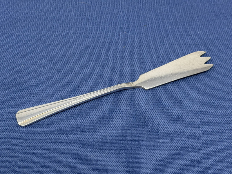 Various Ships - Cunard Line Pinewood butter knife