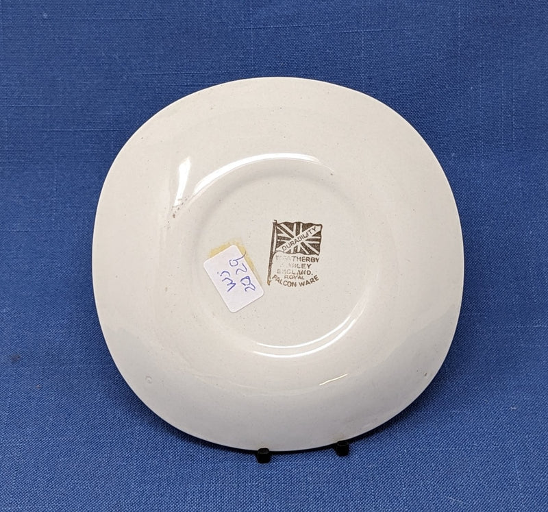 QUEEN ELIZABETH: 1940 - Souvenir china portrait pin dish