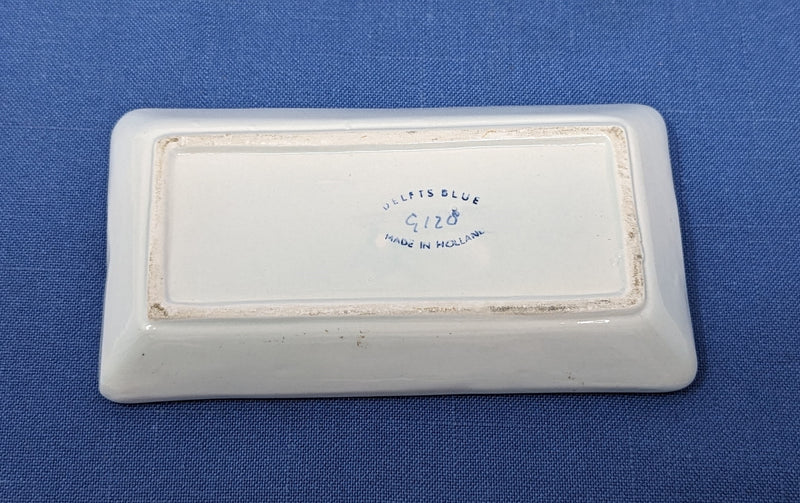 PRINSES MARGRIET: 1961 - Delft Blue portrait ashtray