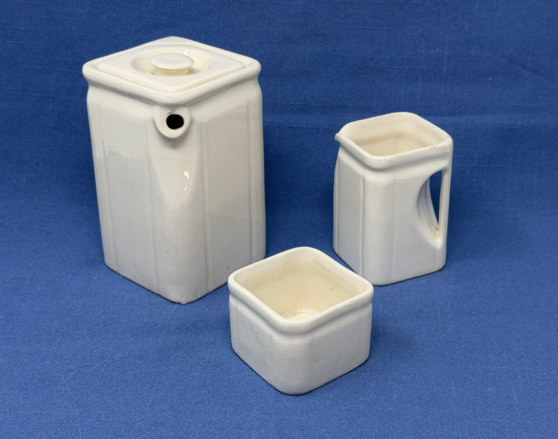 QUEEN MARY & QUEEN ELIZABETH - 4-piece cubeware set