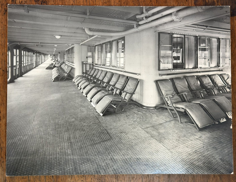 AMERICA: 1940 - Original agency standee showing Promenade Deck