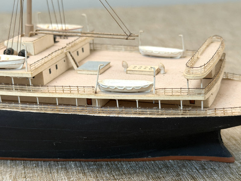 PRESIDENT HOOVER: 1931 - Custom-built model in 1:300th scale