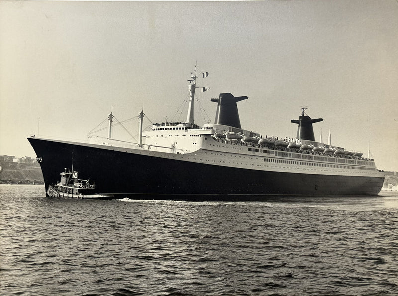 FRANCE: 1962 - Large, mounted Moran portrait