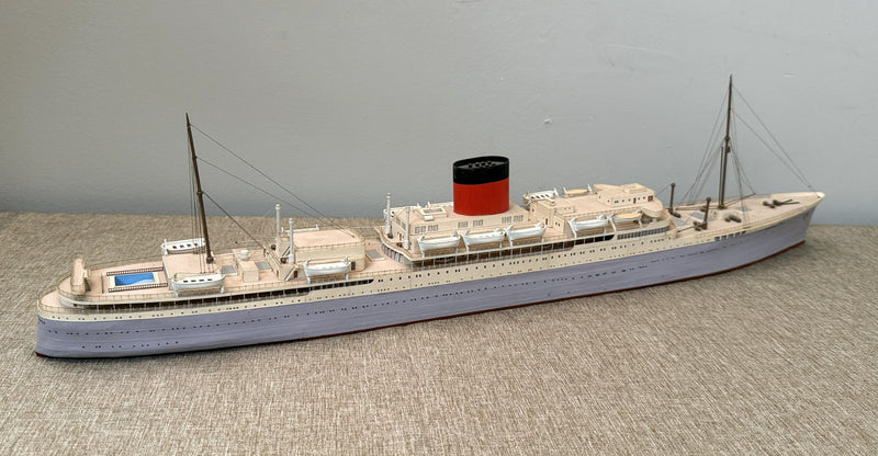 EDINBURGH CASTLE: 1948 - Custom-made model in 1:350th scale