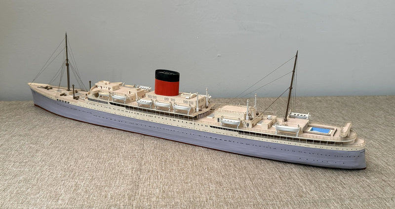 EDINBURGH CASTLE: 1948 - Custom-made model in 1:350th scale