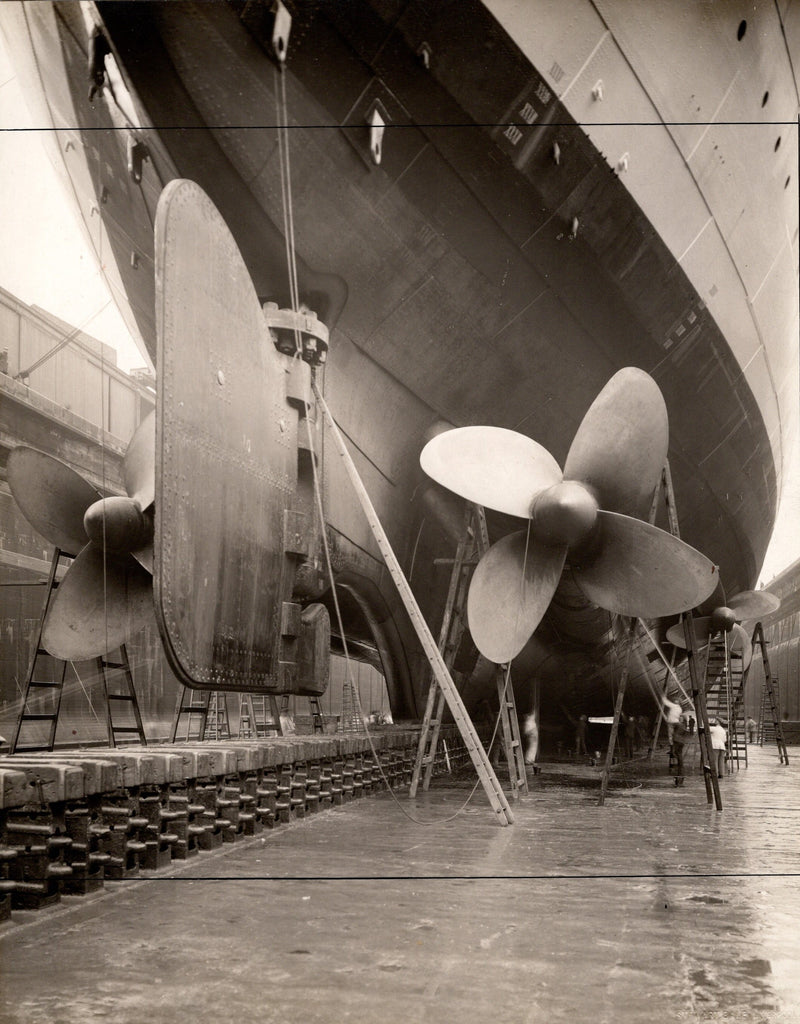 EMPRESS OF BRITAIN: 1931 - 2 original Stewart Bale photos from maiden voyage