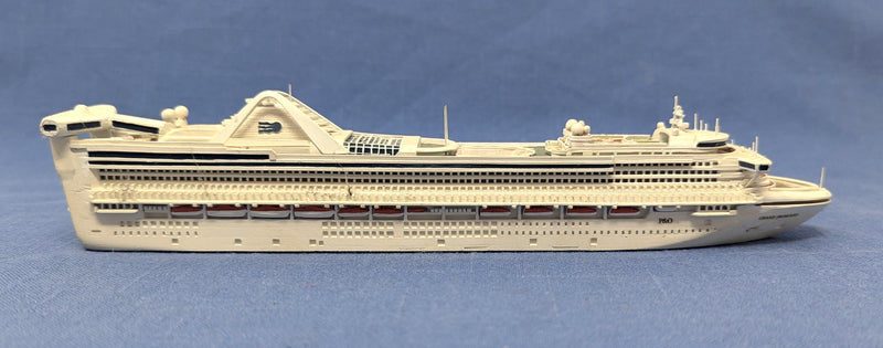 GRAND PRINCESS: 1998 - Mercator 1:1250th scale diecast model