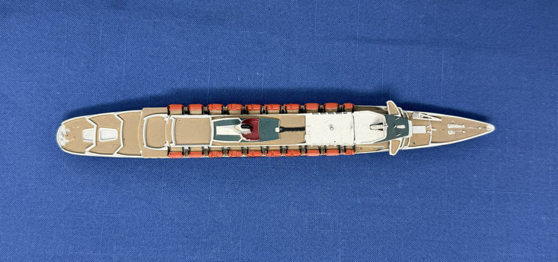 QE2: 1969 - Diecast 1:1250th scale model by Hansa