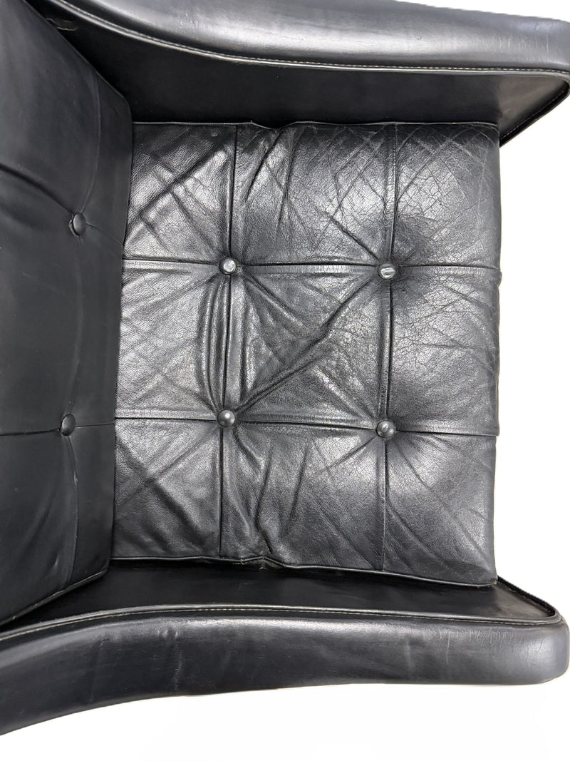 FRANCE: 1962 - Leather lounge chair from First Class Smoking Room