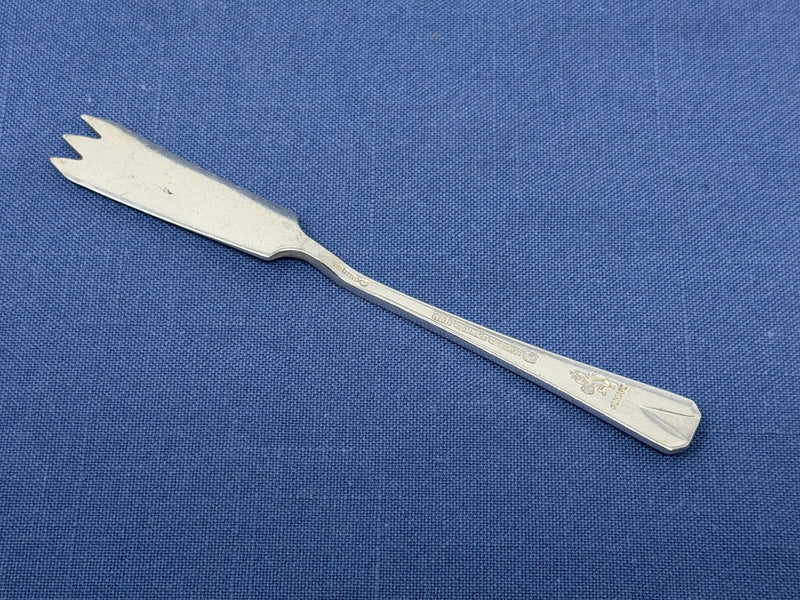 Various Ships - Cunard Line Pinewood butter knife