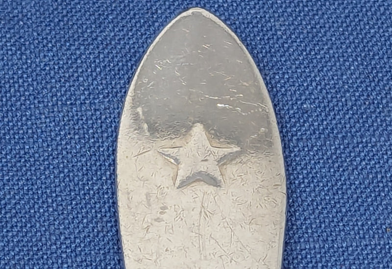 Various: pre-war - White Star Line silverplated serving spoon w/ star & houseflag