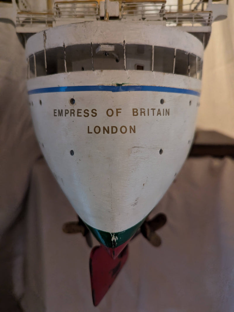 EMPRESS OF BRITAIN: 1931 - Exquisite 1:100 scale, 7.5' exacting model w/ interiors