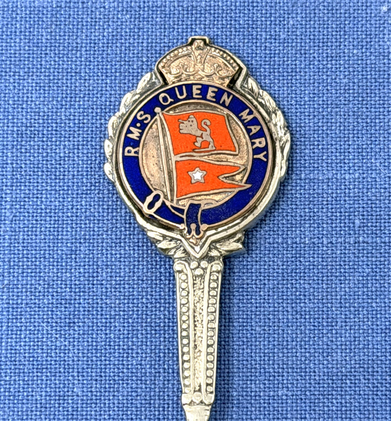QUEEN MARY: 1936 - Souvenir spoon w/ CWS medallion