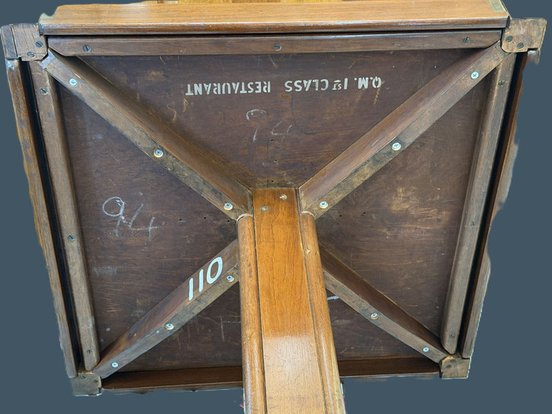 QUEEN MARY: 1936 - Original First Class dining room table