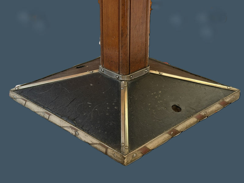 QUEEN MARY: 1936 - Original First Class dining room table