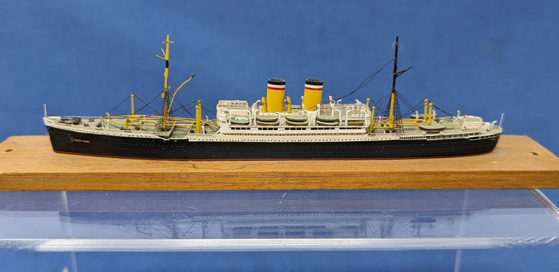 NEW YORK: 1927 - Classic Ship Collection 1:1250th scale model