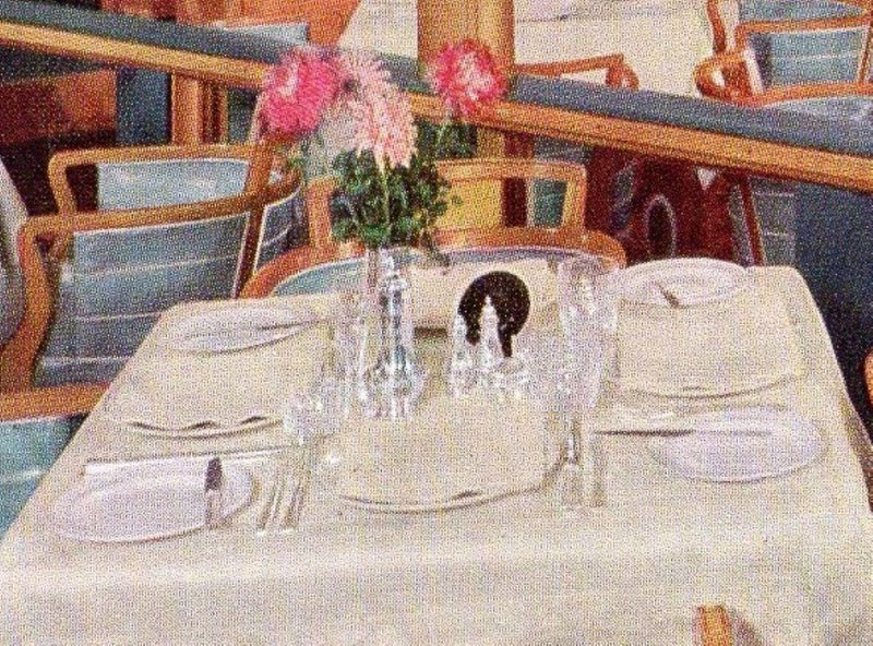 Various Ships - Cunard-White Star 4-piece Pinewood silverware set