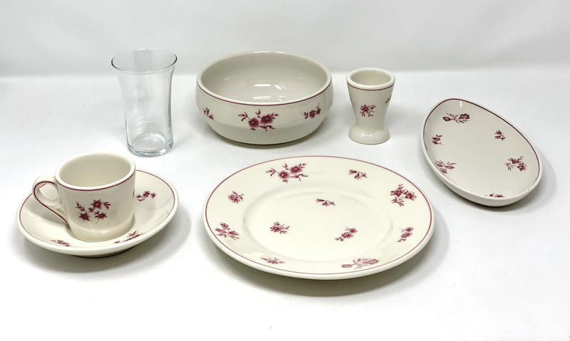 RYNDAM & MAASDAM - 7-piece china & glassware set in floral pattern