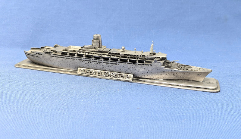 QE2: 1969 - Mercator 1:1250th scale pewter model