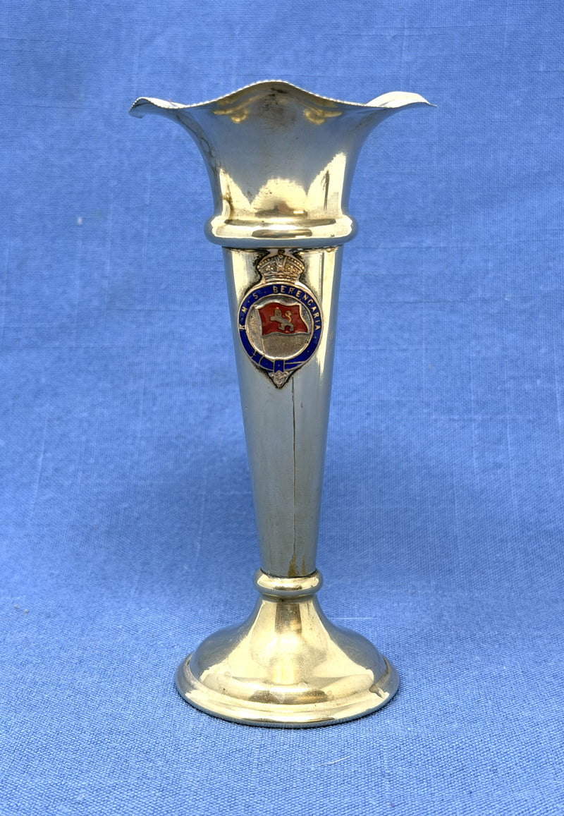 BERENGARIA: 1913 - Souvenir silverplated bud vase
