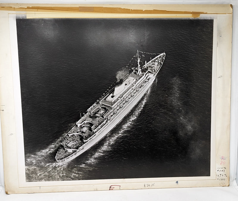 LEONARDO DA VINCI: 1960 - Large ad-mock photograph w/ air-brushed white hull