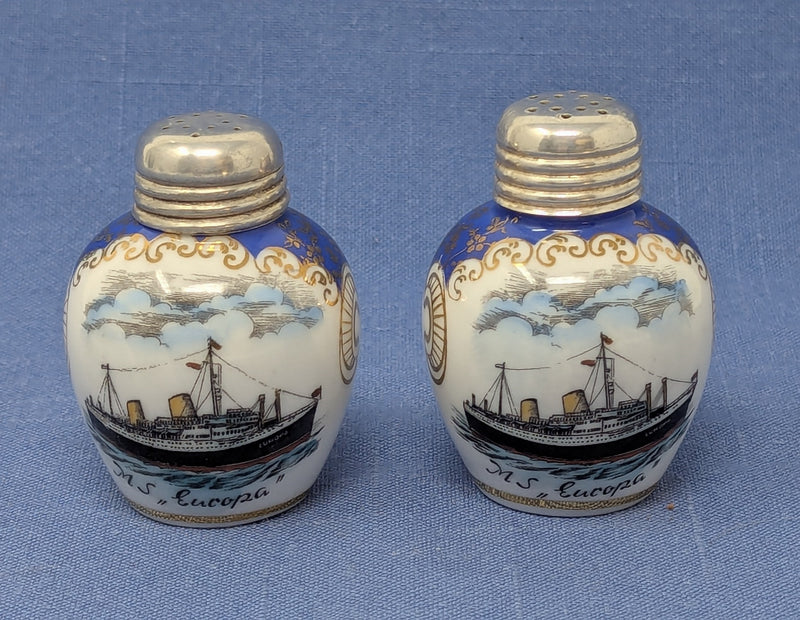 EUROPA: 1953 - Porcelain portrait salt & pepper shakers in blue