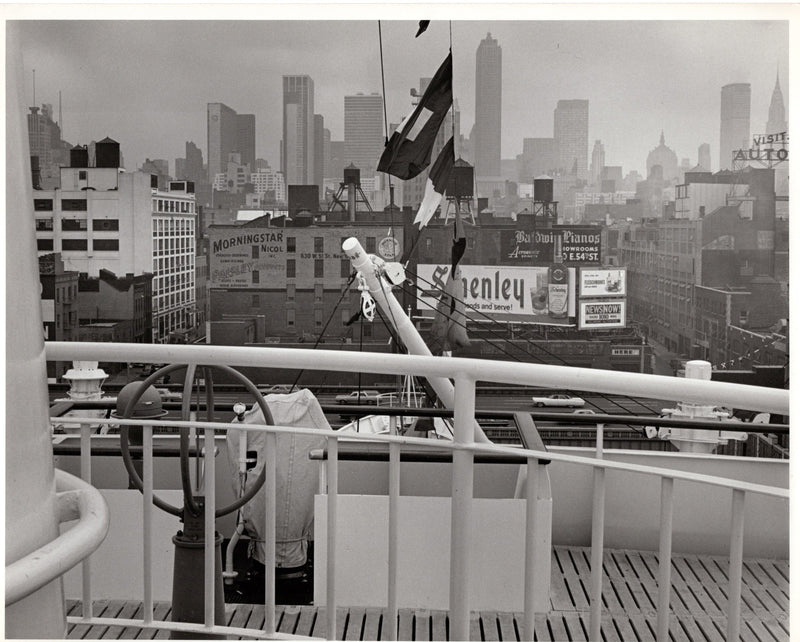 RAFFAELLO: 1965 - Eight large format maiden arrival photos at New York