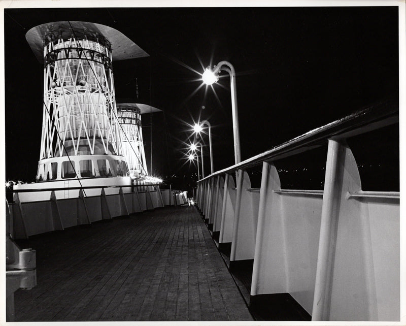 RAFFAELLO: 1965 - Eight large format maiden arrival photos at New York