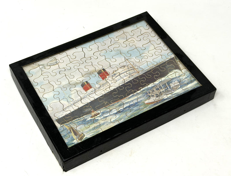 QUEEN ELIZABETH: 1940 - Chad Valley jigsaw puzzle in display box