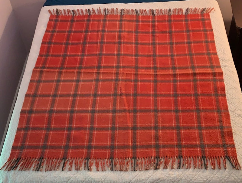 UNITED STATES: 1952 - Plaid wool steamer rug - excellent condition