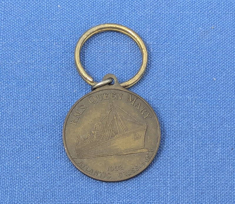 QUEEN MARY: 1936 - Key ring made from ship's propellers