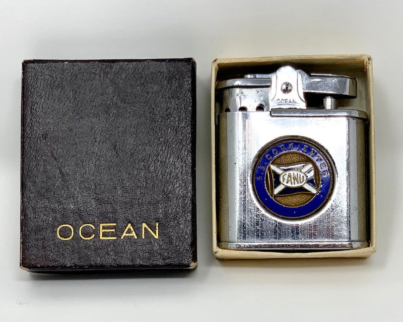 CORRIENTES: 1942 - Pocket lighter w/ medallion in original box